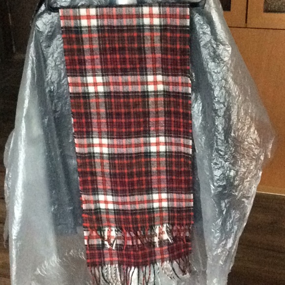 100%wool scarf - Picture 1 of 1